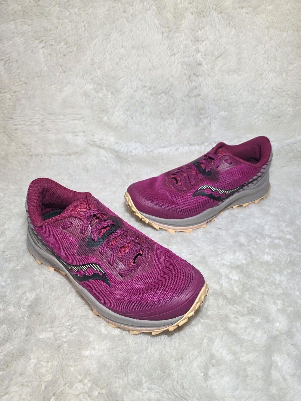 Saucony Peregrine 11 Trail Running Shoes Future Pink Berry Women Size 7 Like New
